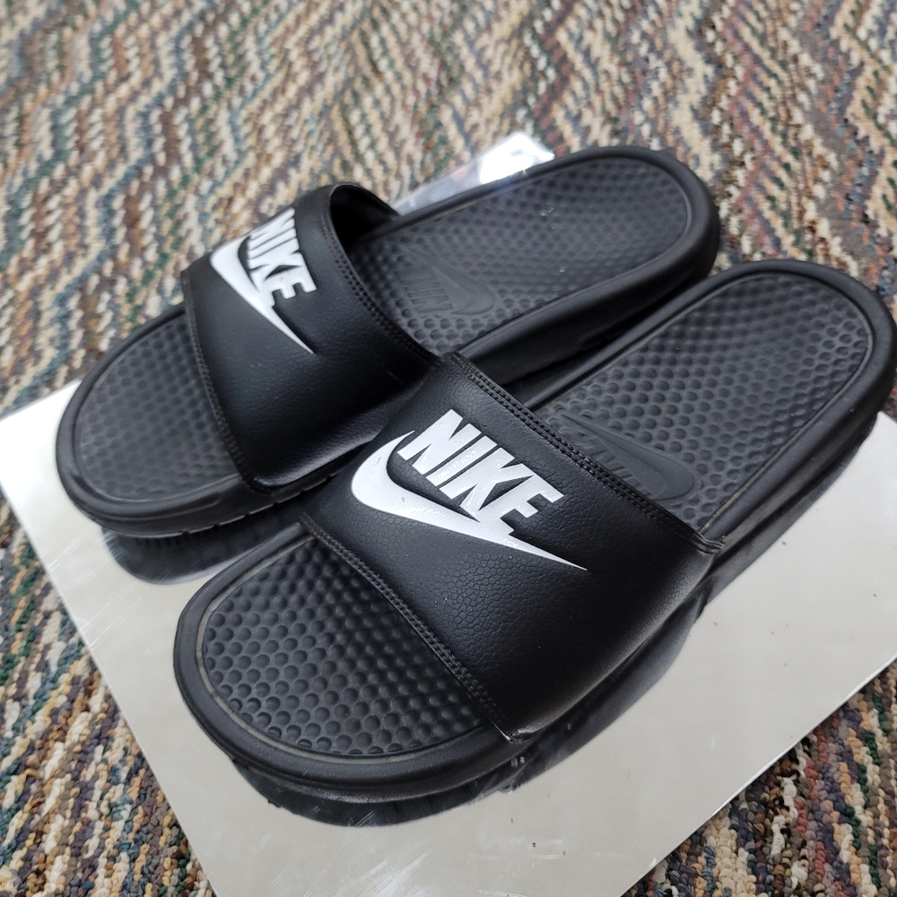Nike open toe Sandals